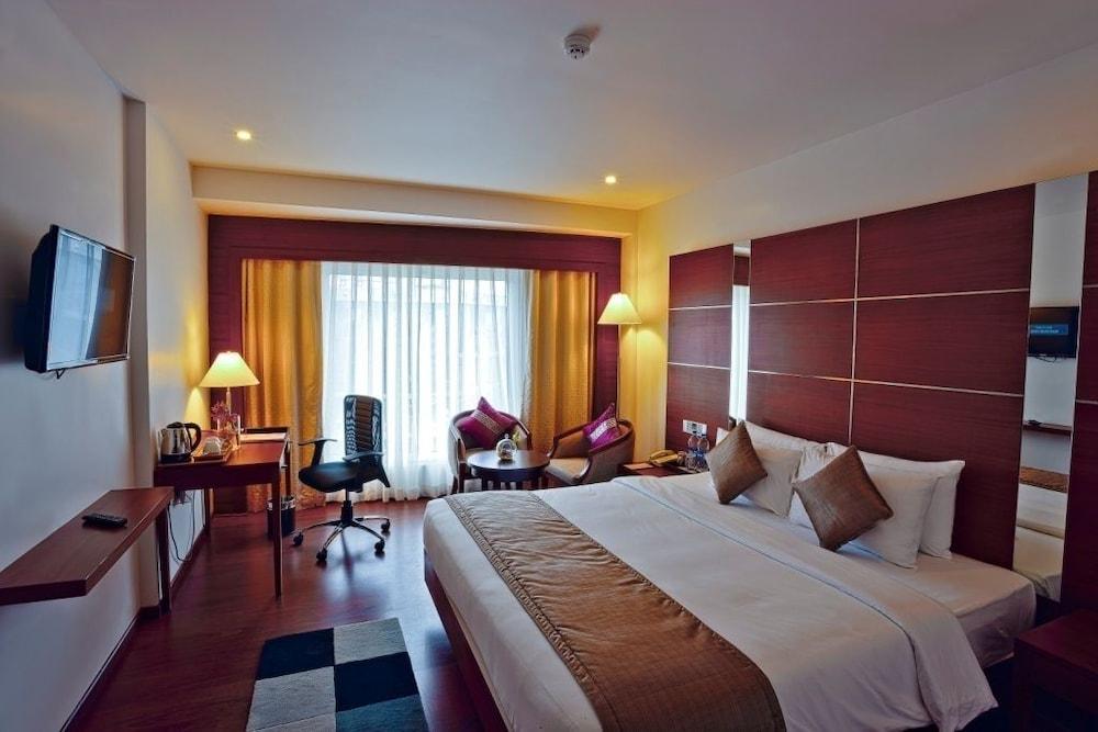 Olive Downtown Otel Kochi Dış mekan fotoğraf