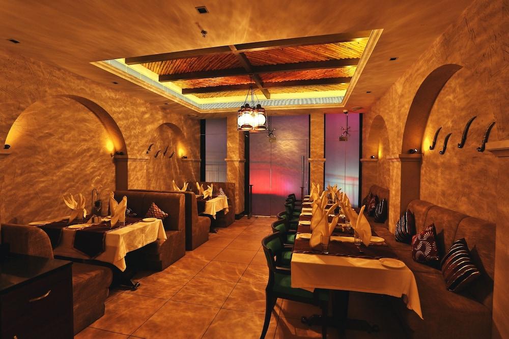 Olive Downtown Otel Kochi Dış mekan fotoğraf