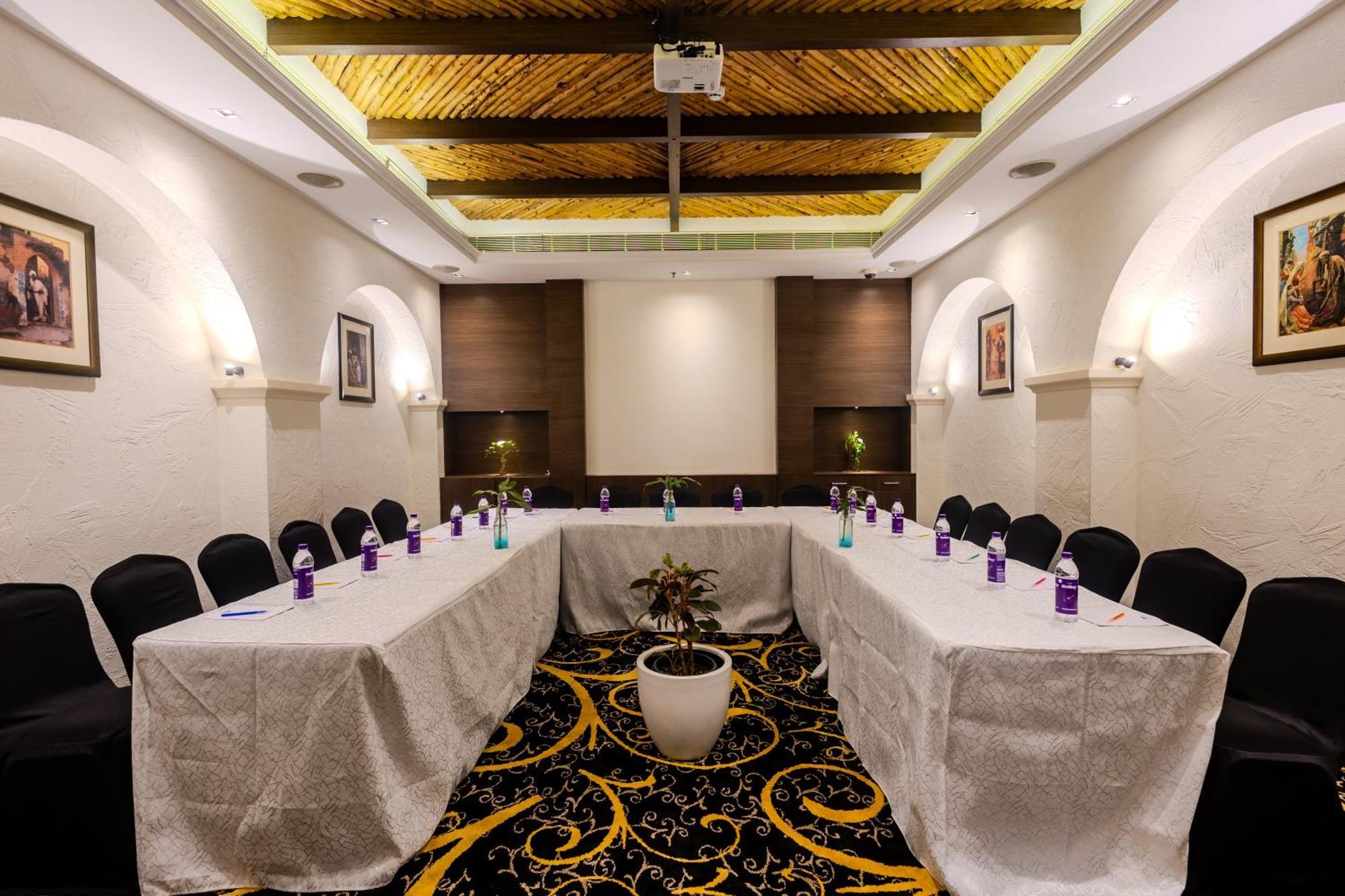 Olive Downtown Otel Kochi Dış mekan fotoğraf