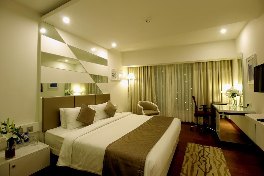 Olive Downtown Otel Kochi Dış mekan fotoğraf